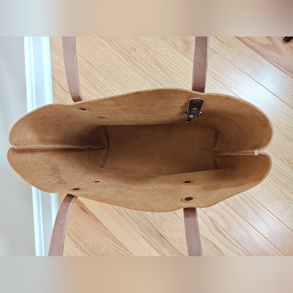 Go Forth Goods Tobacco Medium Avery - Picture 3 of 12